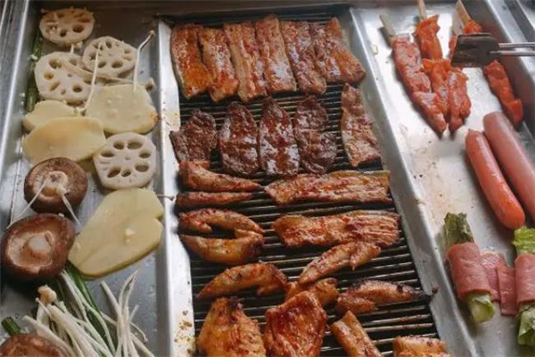 韩国韩锦城自助烧烤店加盟