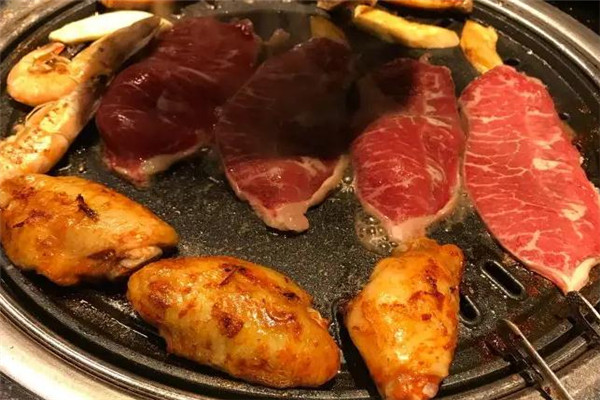 京津道烤肉海鲜自助加盟