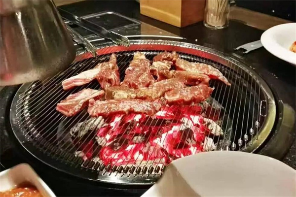 本家韩国烤肉加盟
