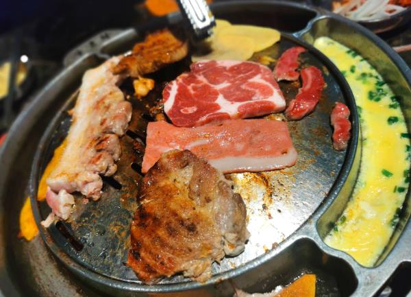 韩式碳烤肉加盟