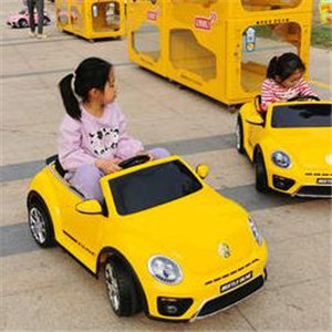 儿童共享小汽车