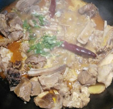 横山铁锅炖羊肉