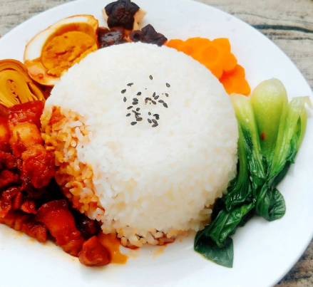  Fan Jie'er Braised Pork Rice is invited to join us