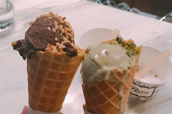 青海冰淇淋店加盟