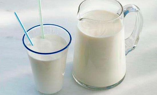 牛奶加盟