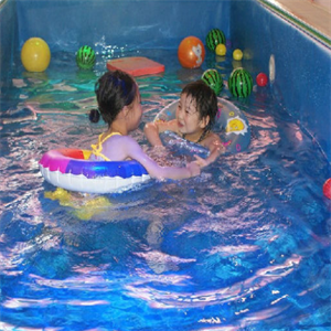 儿童水育游泳馆