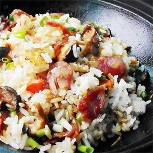  Steamed Rice with Vital Sauce