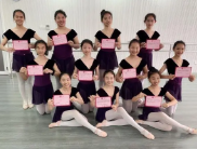 胡杨舞蹈培训中心加盟