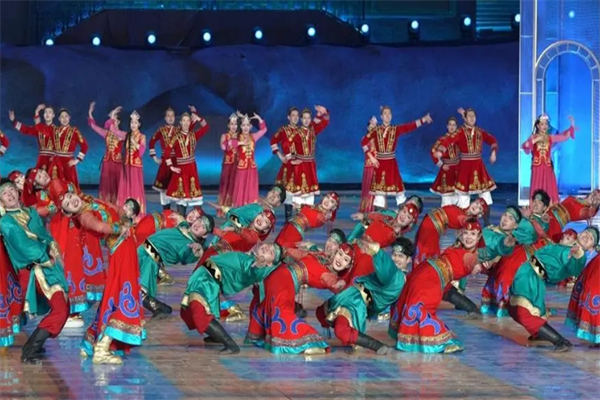胡杨舞蹈培训中心加盟