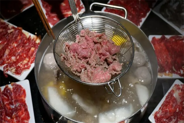 潮汕记生鲜牛肉火锅加盟