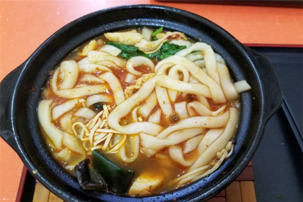 麻小辣手工粉加盟