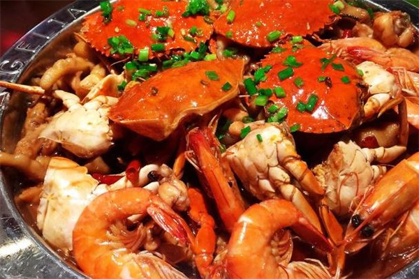 胖胖家肉蟹煲加盟