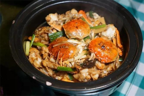 胖嘟嘟肉蟹煲加盟