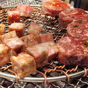 桑三怪吊式烤肉