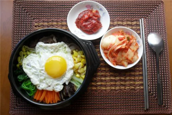 韩大叔石锅拌饭加盟