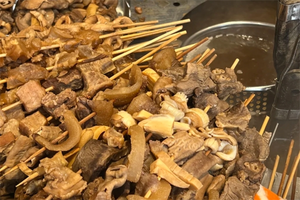 乐巴蜀串串香加盟