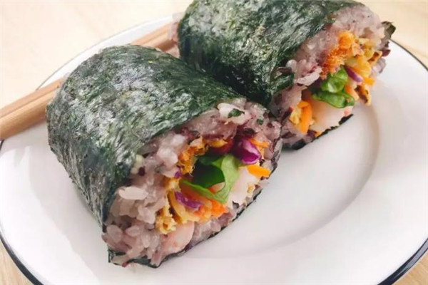 吕小包饭团加盟