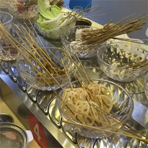 樂豐旋轉(zhuǎn)小火鍋