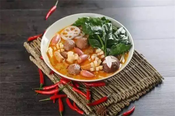 辣得爽麻辣烫加盟