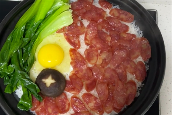 聚龙轩煲仔饭加盟