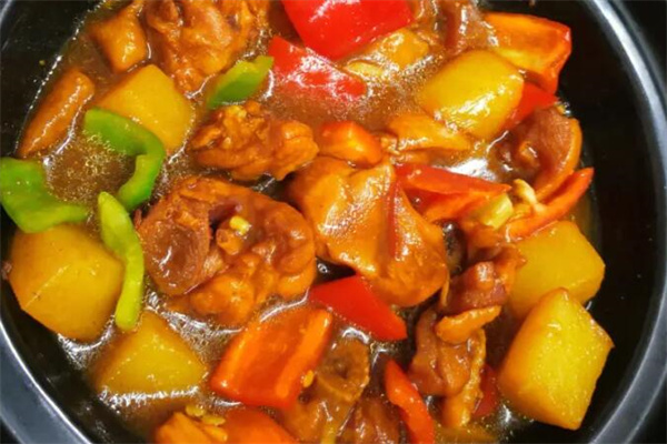 李飞扬黄焖鸡米饭加盟