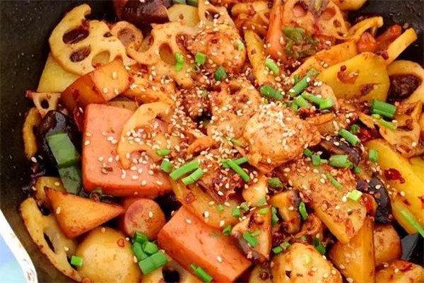 麻公麻婆麻辣香锅加盟