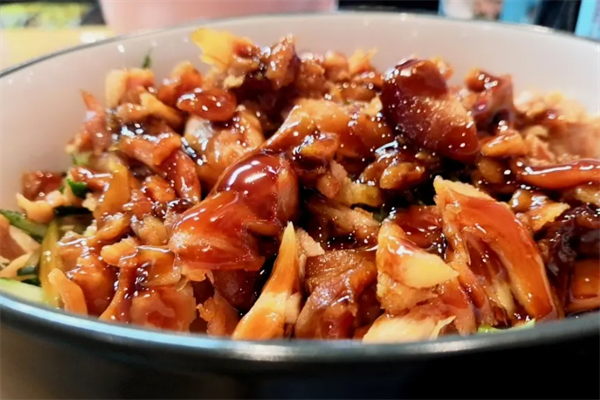 懒羊羊烤肉拌饭加盟
