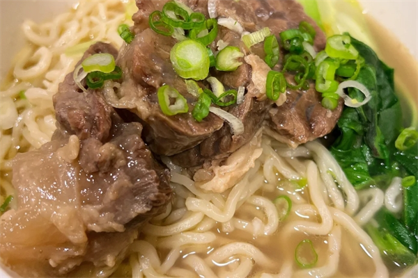 老白家牛肉面加盟