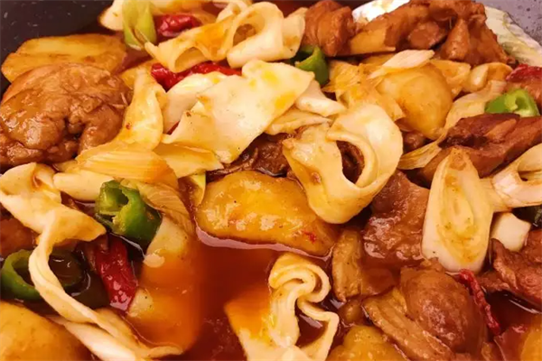 巨小鸡大盘鸡加盟