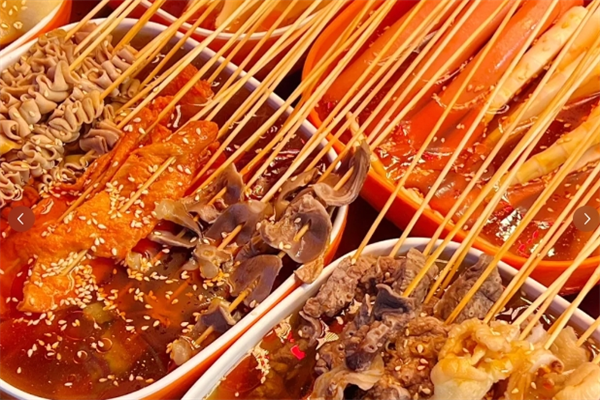 巷口锦食钵钵鸡加盟