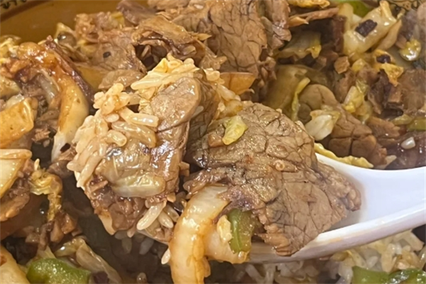小牛町日式酱汁烧肉饭加盟