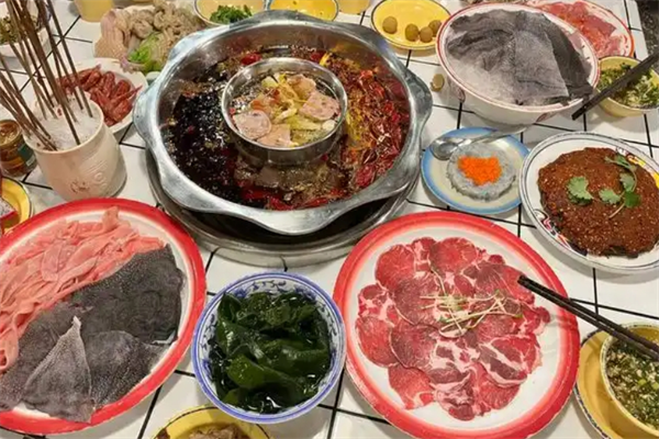 六婆火锅加盟