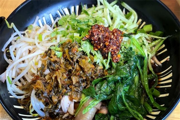 土八方土鸡米线加盟