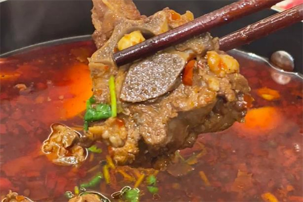 洞氮胡記羊肉火鍋加盟