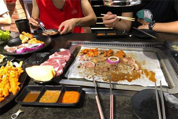 串霸烧烤加盟