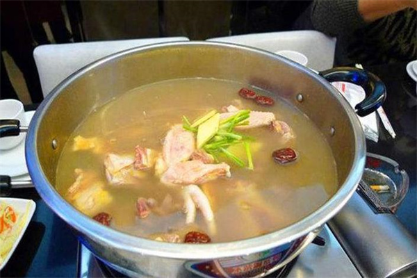 五德宫药膳鸡加盟
