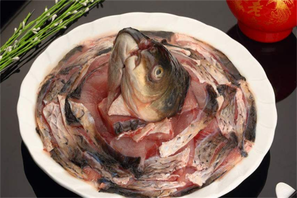 琪琪魚火鍋加盟