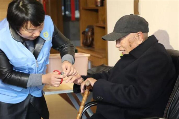 大爱城侨佳养老院加盟