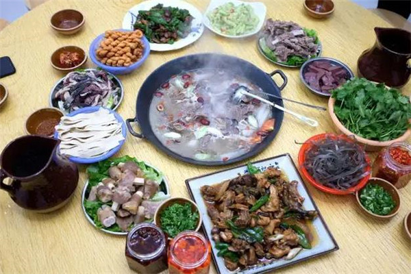 三只羊羊肉粉加盟