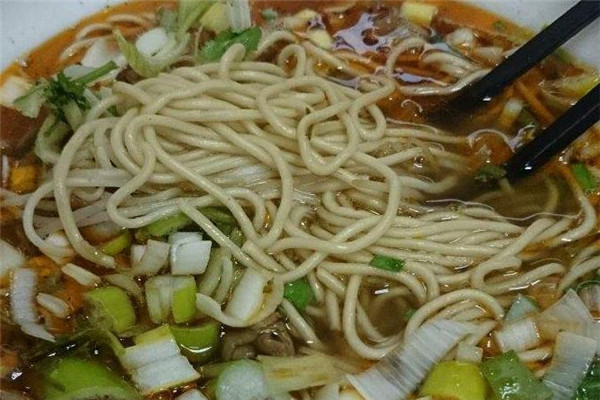 圣人砂锅粉馆加盟