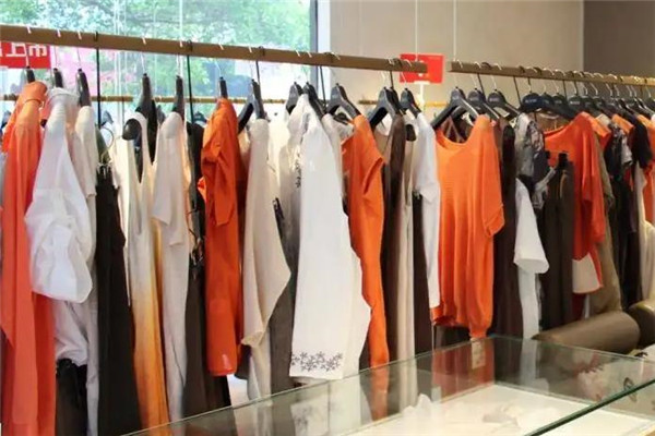 石狮市阿华服装店加盟
