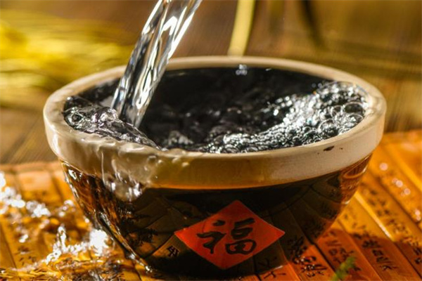 天地缘年份白酒加盟