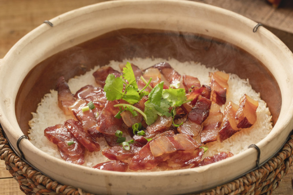 鲜之味煲仔饭加盟