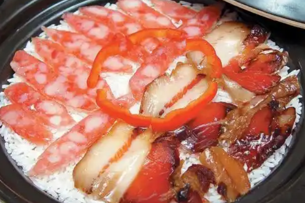 欣心煲仔饭加盟