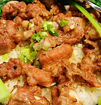小陳煲仔飯