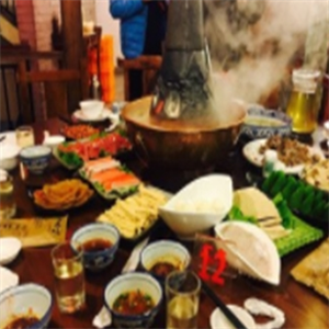 姐妹羊肉火鍋