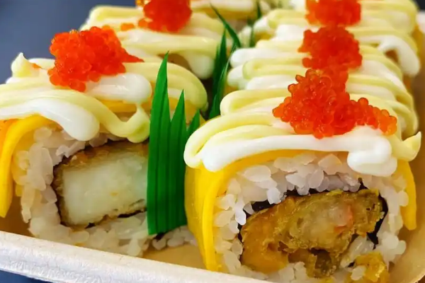 菜菜寿司加盟