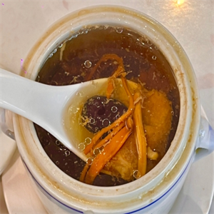 合怡煲仔飯