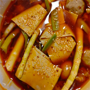 冒菜愛上米線
