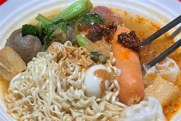 醉爱麻辣烫加盟